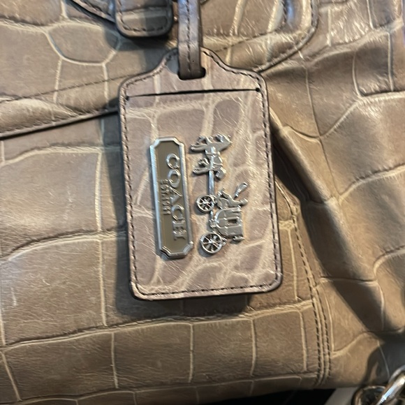 Coach Madison Grey Leather Embossed Carryall Crocodile Print Bag Purse - Picture 2 of 16